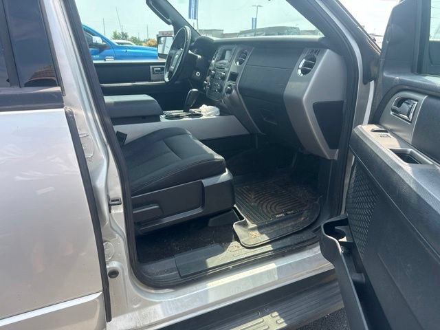 Used 2017 Ford Expedition XLT AWD/4WD image 12