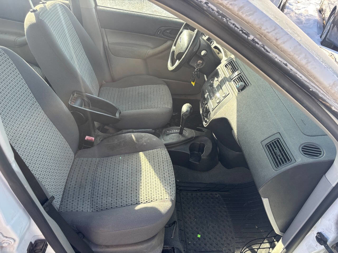 Used 2009 Chevrolet HHR LT w/ LT Preferred Equipment Group image 11