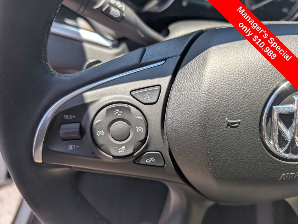 Used 2018 Buick Enclave Premium w/ Experience Buick Package FWD image 19