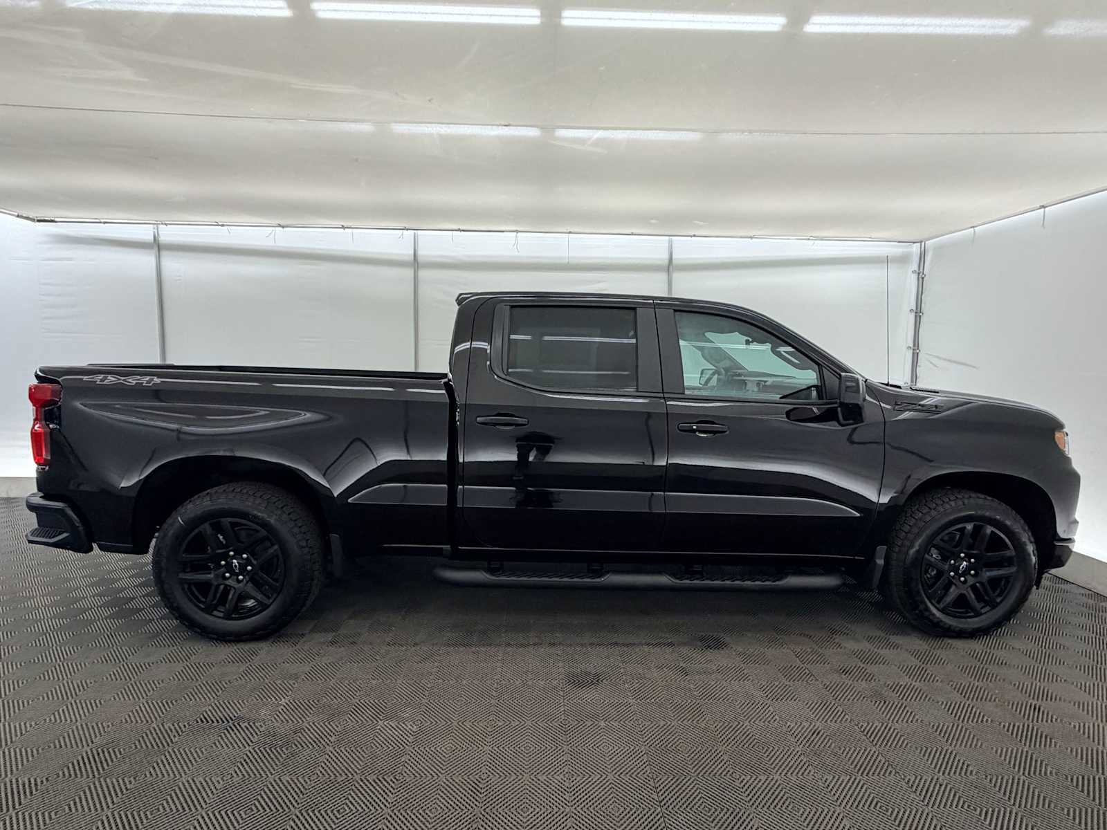 New 2026 Chevrolet Silverado 1500 RST w/ Dark Appearance Package image 7