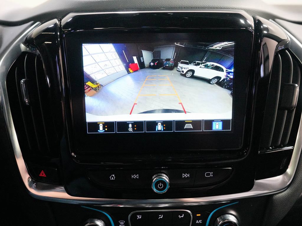 Used 2023 Chevrolet Traverse RS w/ LPO, Floor Liner Package AWD/4WD image 19