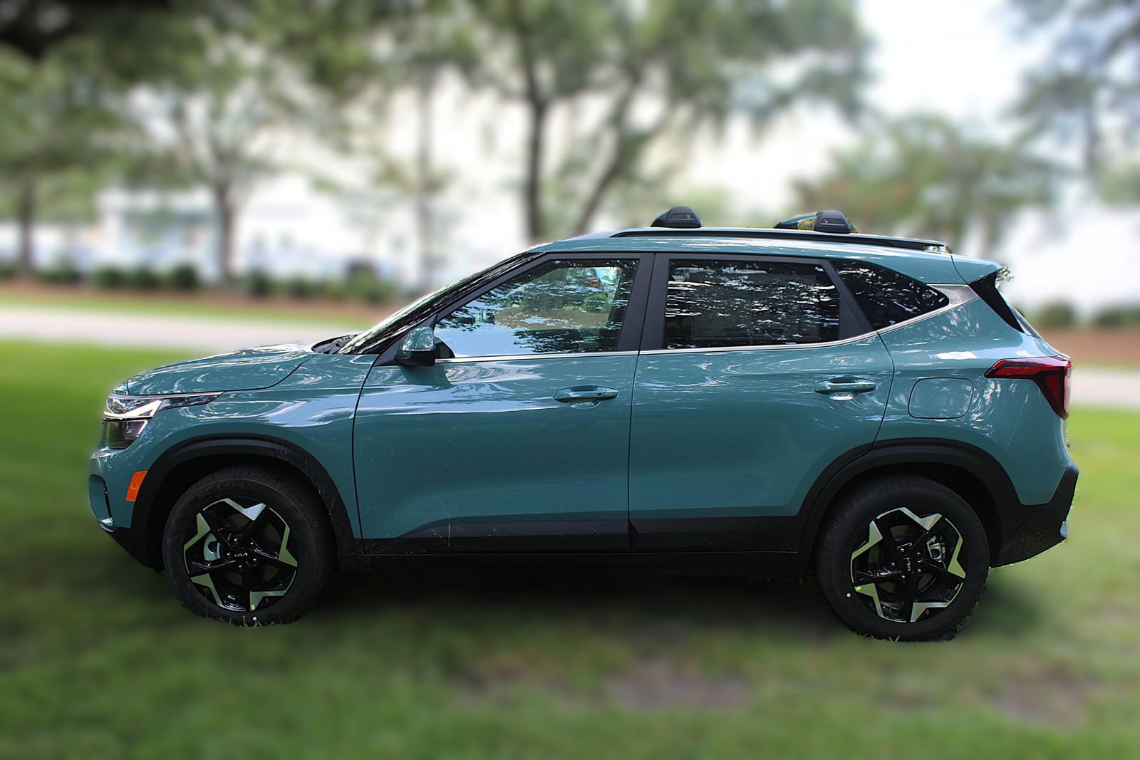 New 2026 Kia Seltos EX FWD image 13