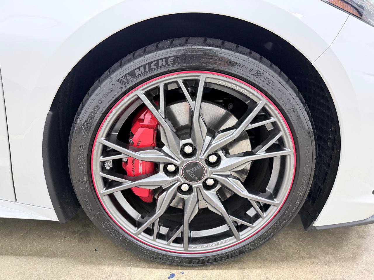 Used 2023 Chevrolet Corvette Stingray Premium Conv w/ Z51 Performance Package RWD image 11