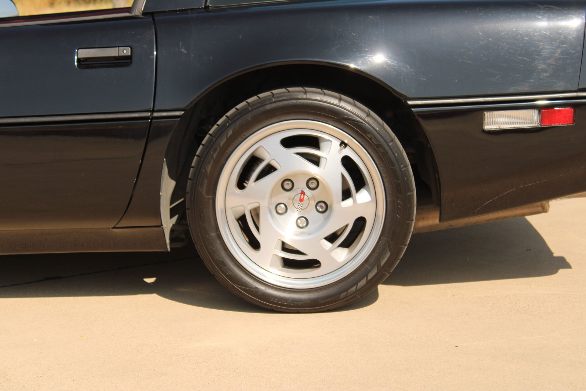 Used 1990 Chevrolet Corvette ZR-1 RWD image 30