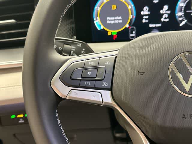 New 2026 Volkswagen Tiguan SE AWD/4WD image 9