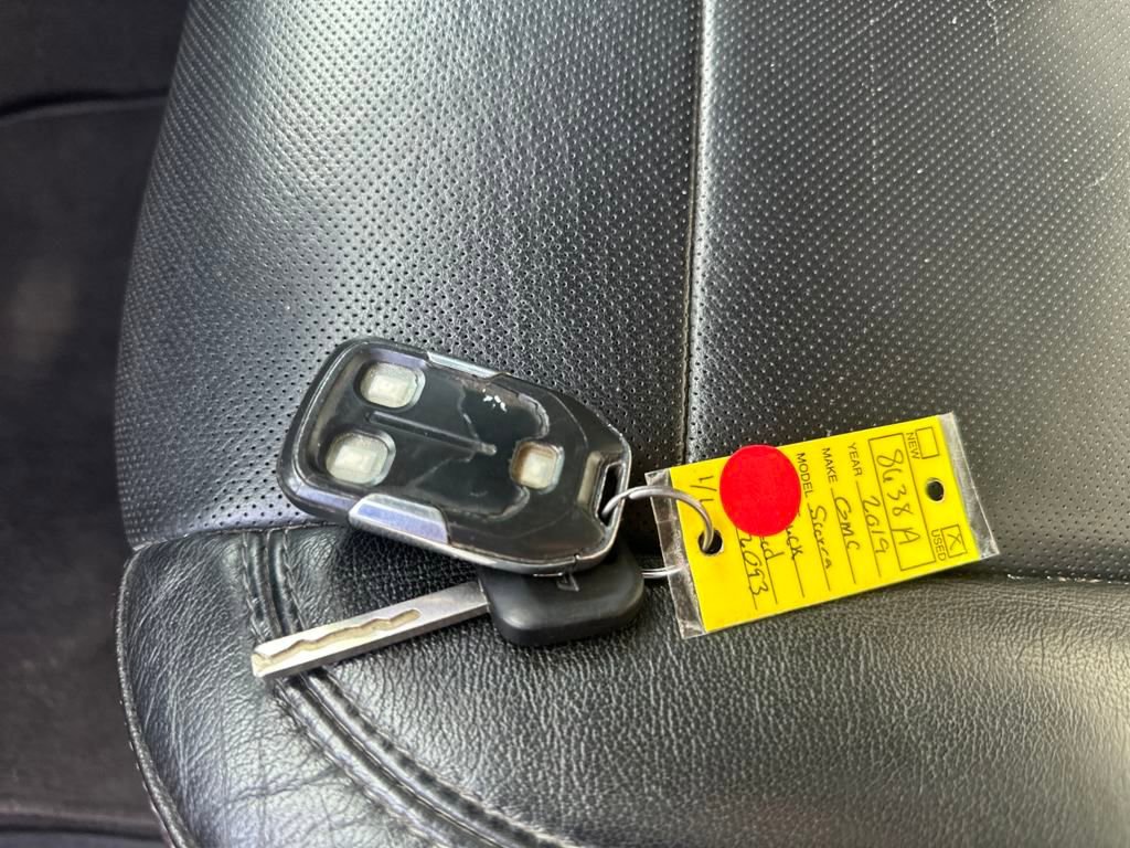 Used 2019 GMC Sierra 1500 SLT w/ SLT Premium Plus Package image 35