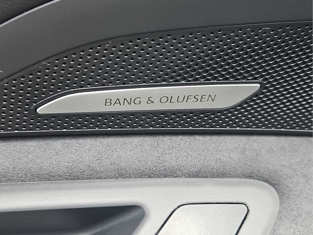New 2026 Audi SQ5 Premium Plus AWD/4WD image 8