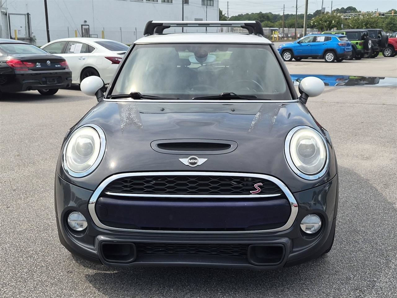 Used 2018 MINI Cooper S FWD image 8