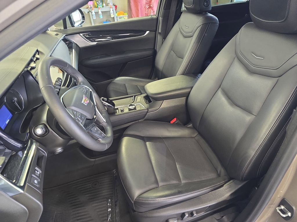 Used 2022 Cadillac XT5 Premium Luxury image 18