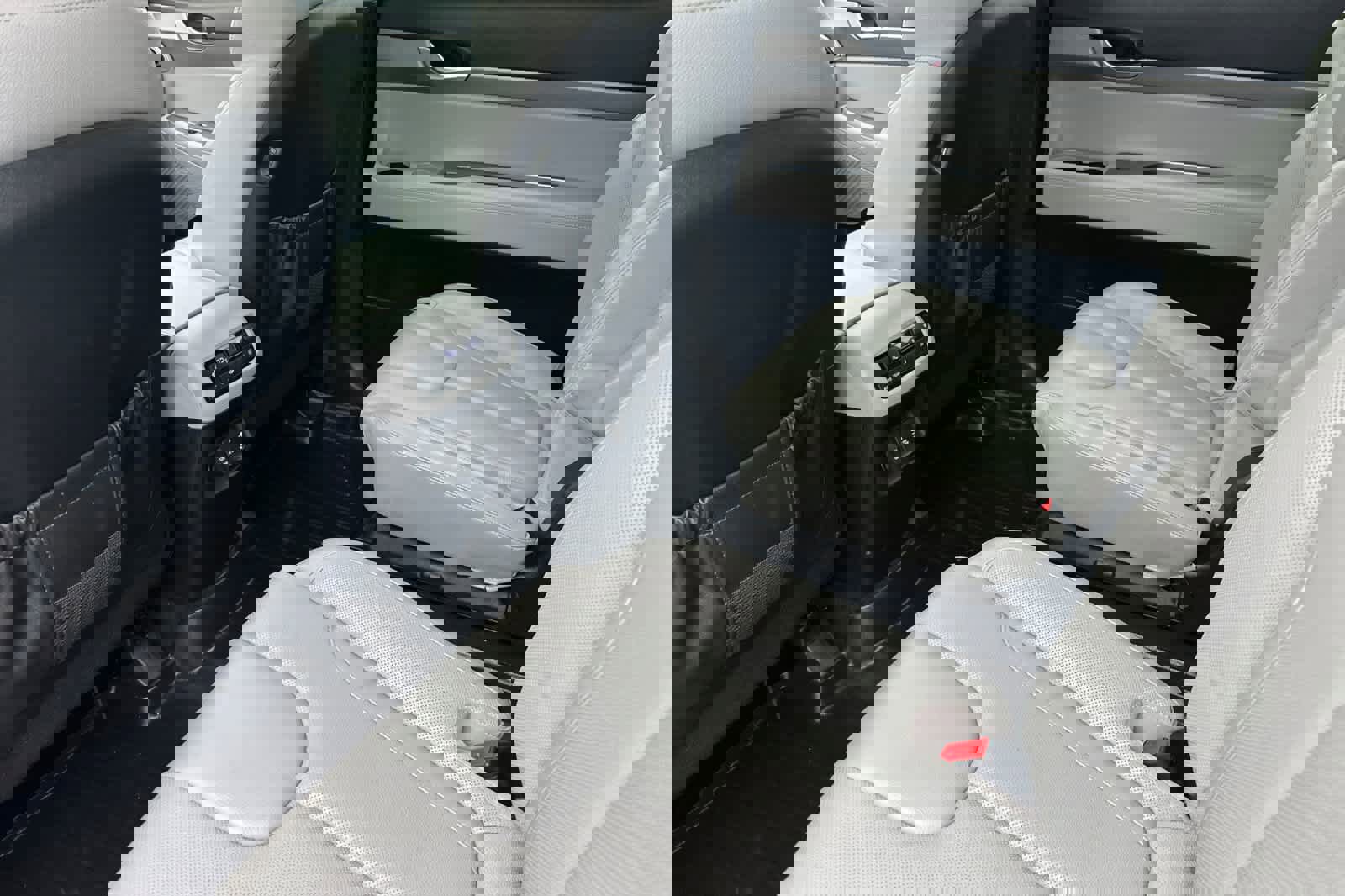 Used 2022 Hyundai Palisade SEL w/ Premium Package image 4