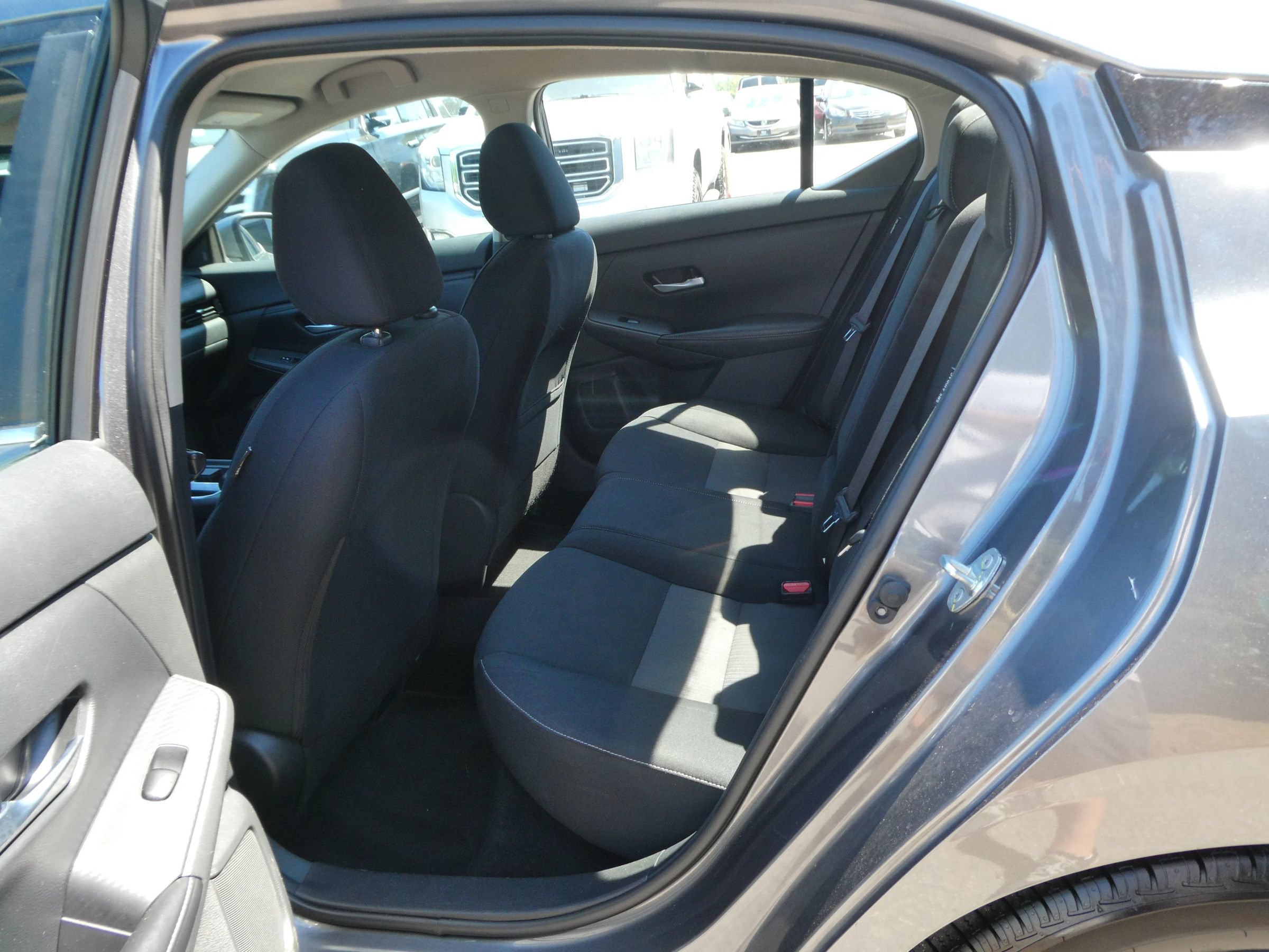 Used 2021 Nissan Sentra SV FWD image 27