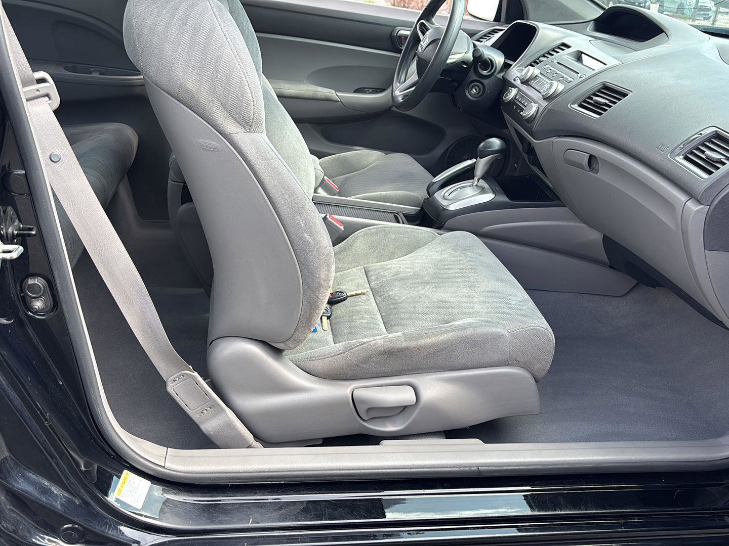 Used 2011 Honda Civic LX image 18