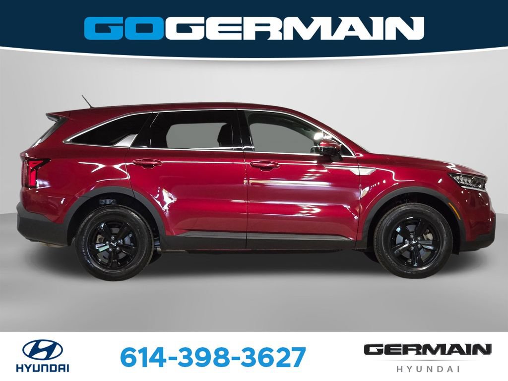 Used 2023 Kia Sorento LX AWD/4WD image 7