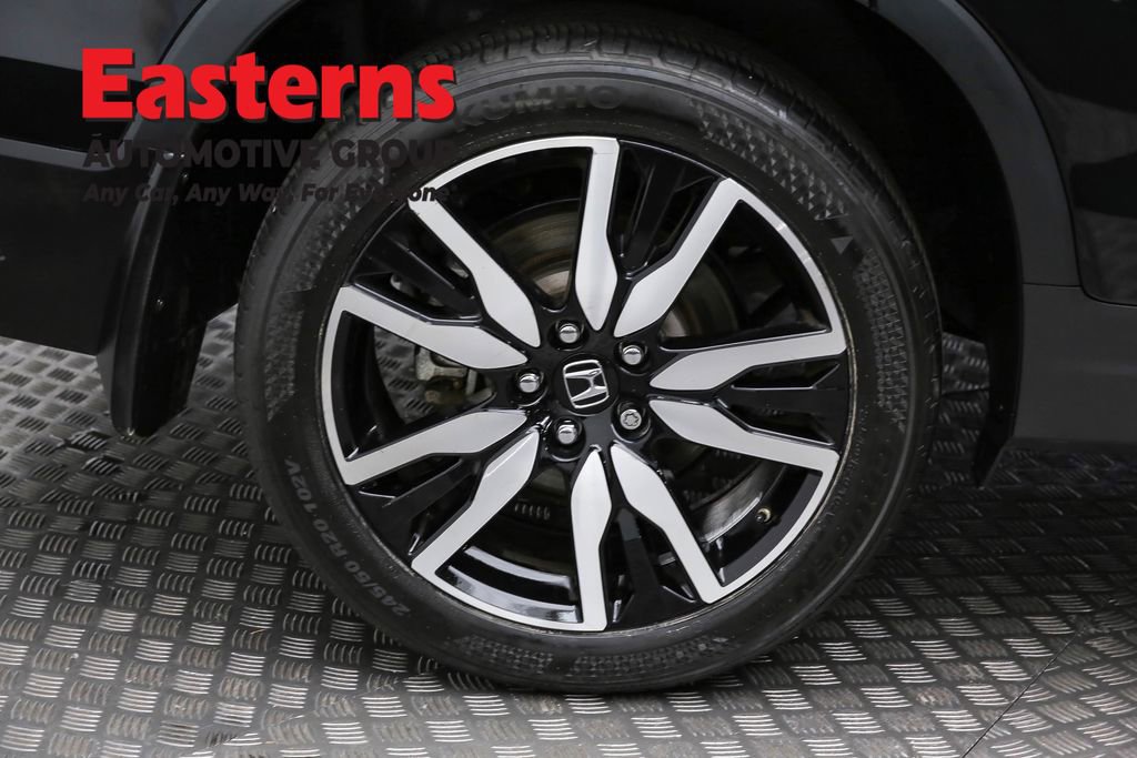 Used 2021 Honda Pilot Touring image 32