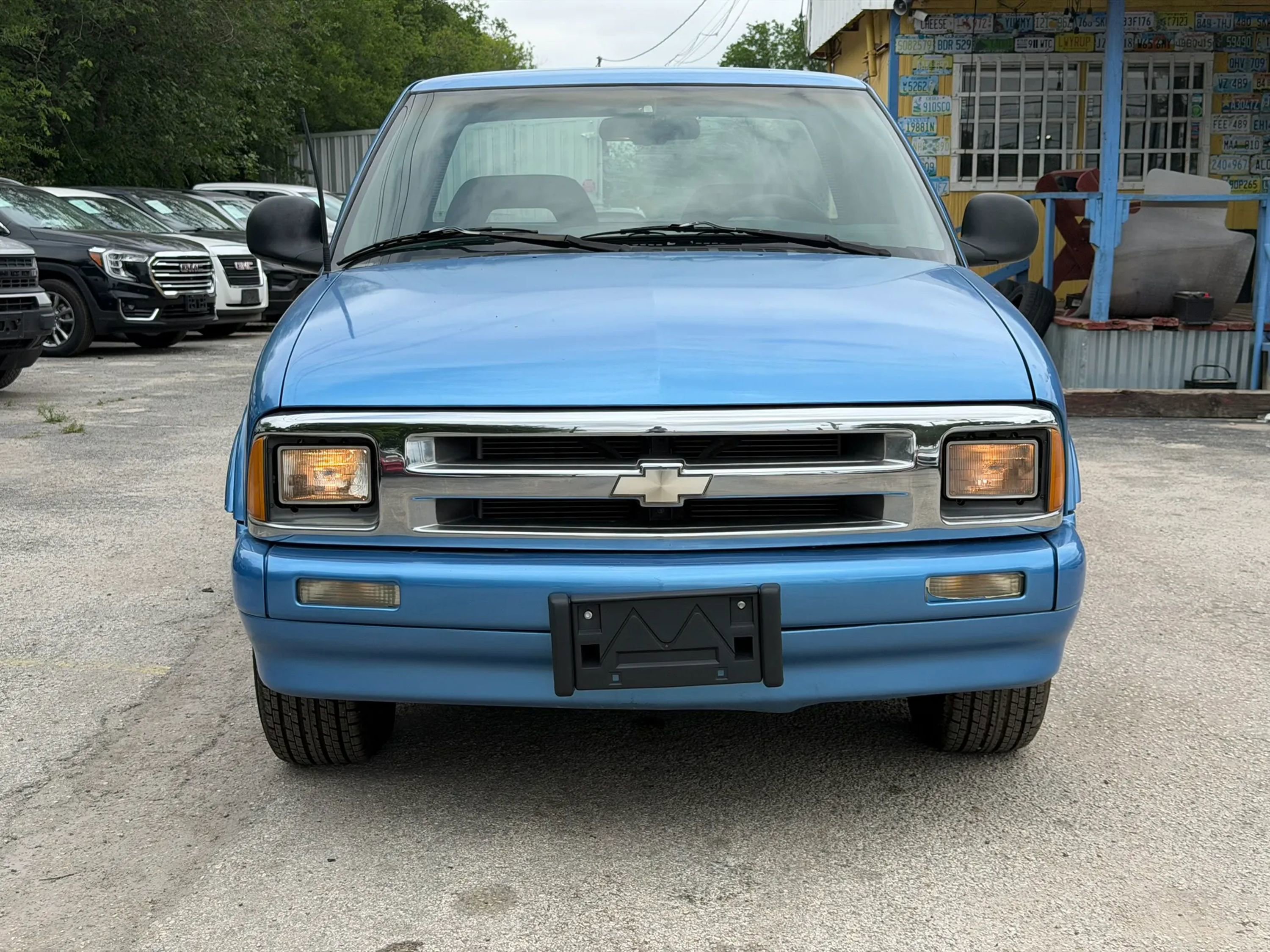 Used 1996 Chevrolet S10 Pickup LS RWD image 4