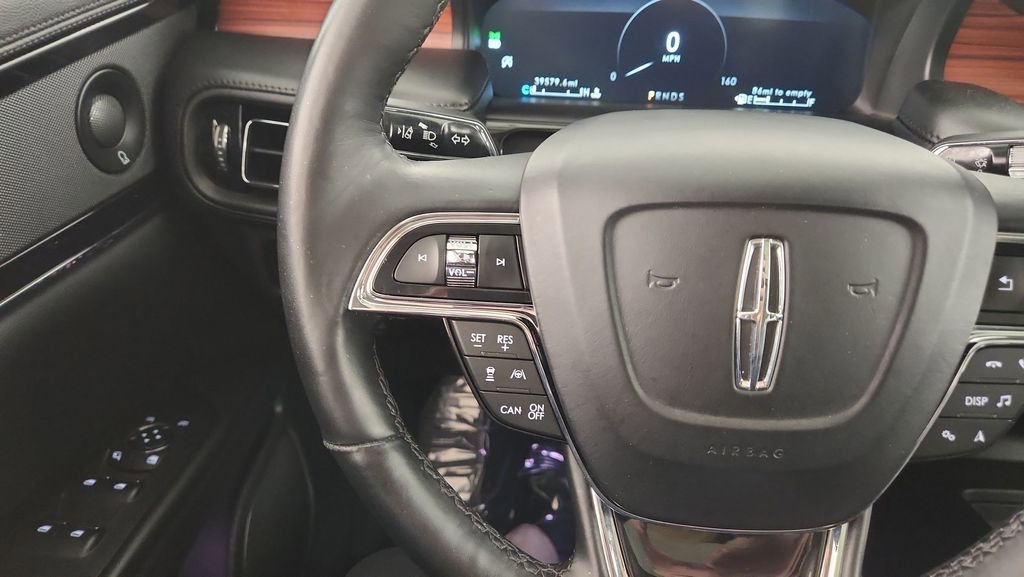 Used 2023 Lincoln Nautilus Reserve w/ Equipment Group 201A image 21