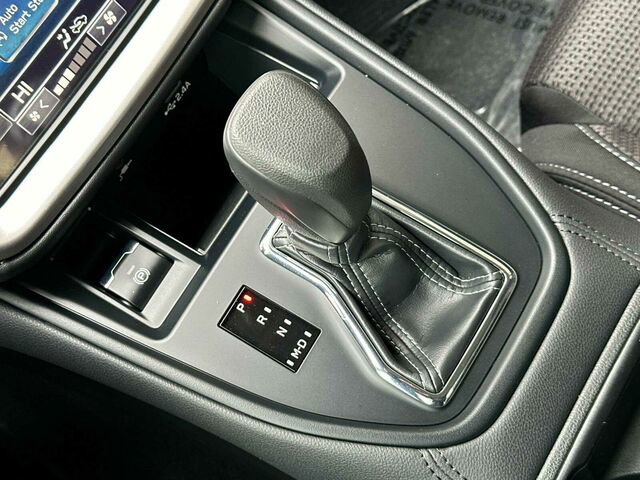 Certified 2025 Subaru Outback image 25