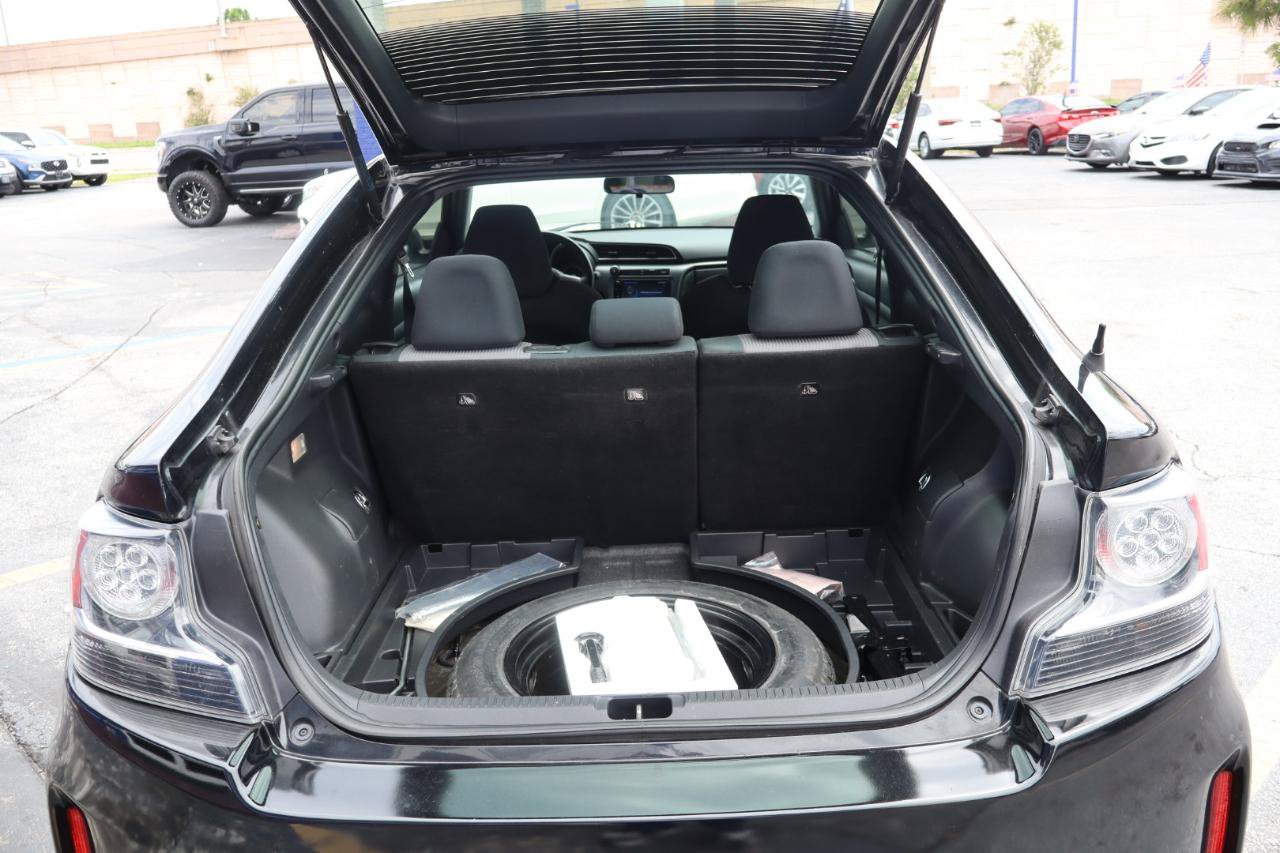 Used 2016 Scion tC FWD image 32