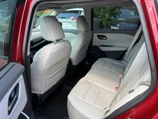 Used 2021 Nissan Rogue SV w/ Premium Package AWD/4WD image 4
