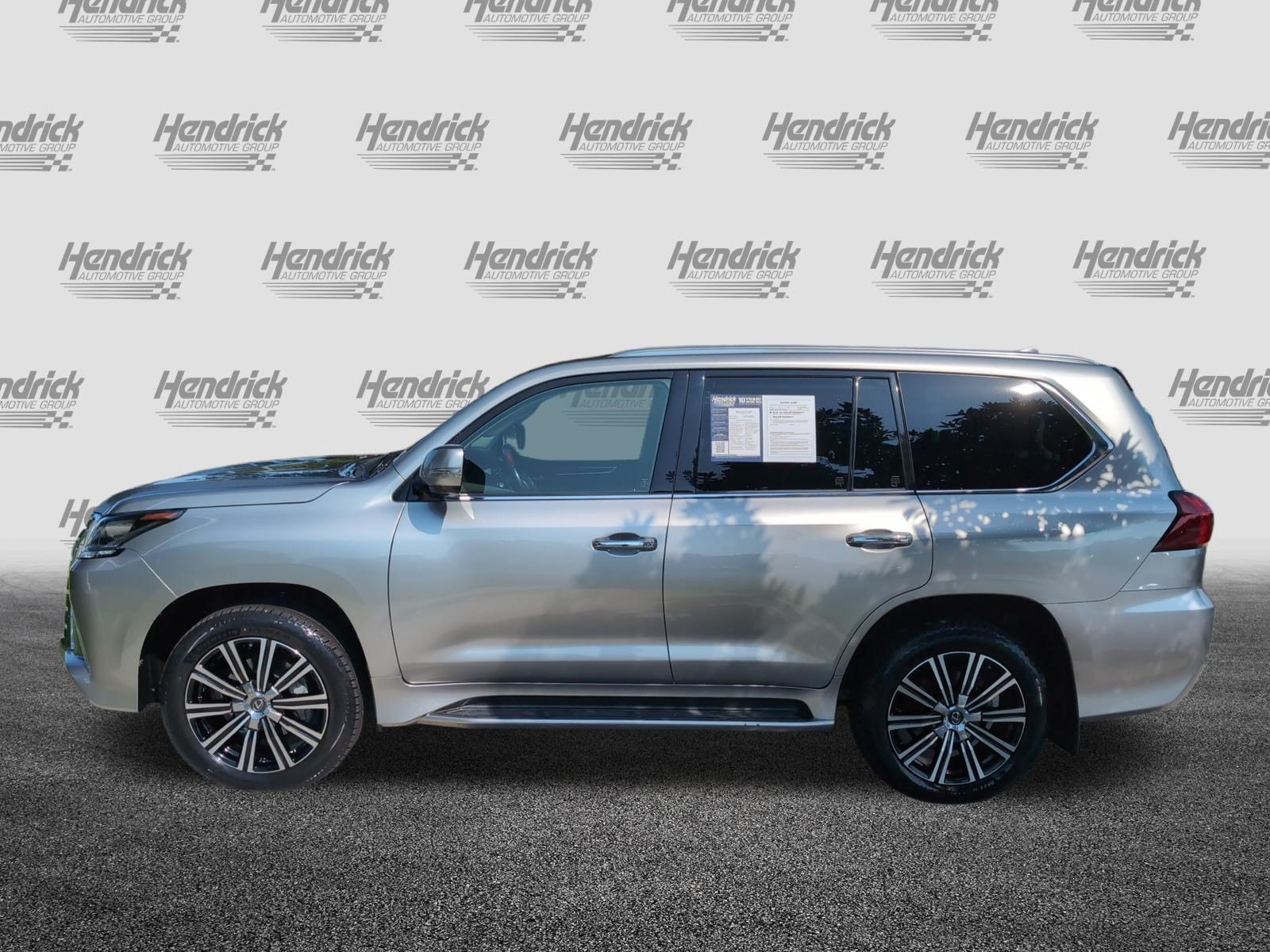 Certified 2020 Lexus LX 570 4WD w/ Luxury Package image 7