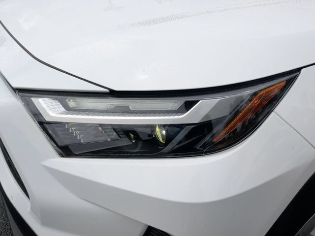 Used 2024 Toyota RAV4 LE FWD image 11
