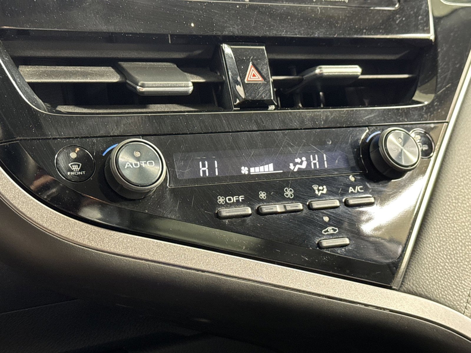 Used 2024 Toyota Camry SE w/ Cold Weather Package image 24