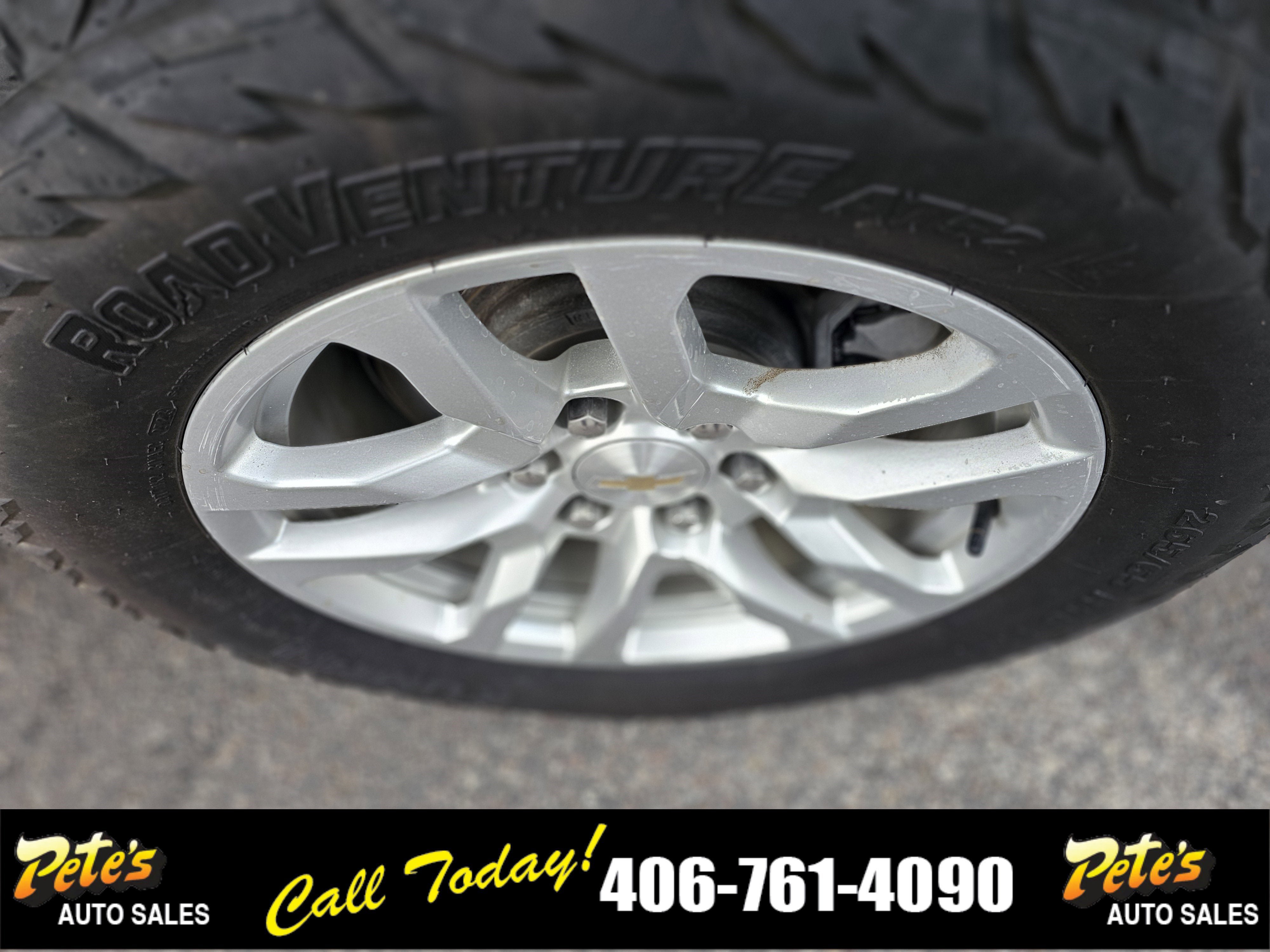 Used 2022 Chevrolet Suburban LS AWD/4WD image 10