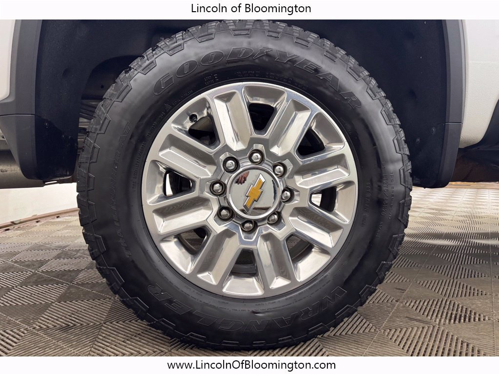 Used 2024 Chevrolet Silverado 2500 High Country w/ Technology Package AWD/4WD image 26