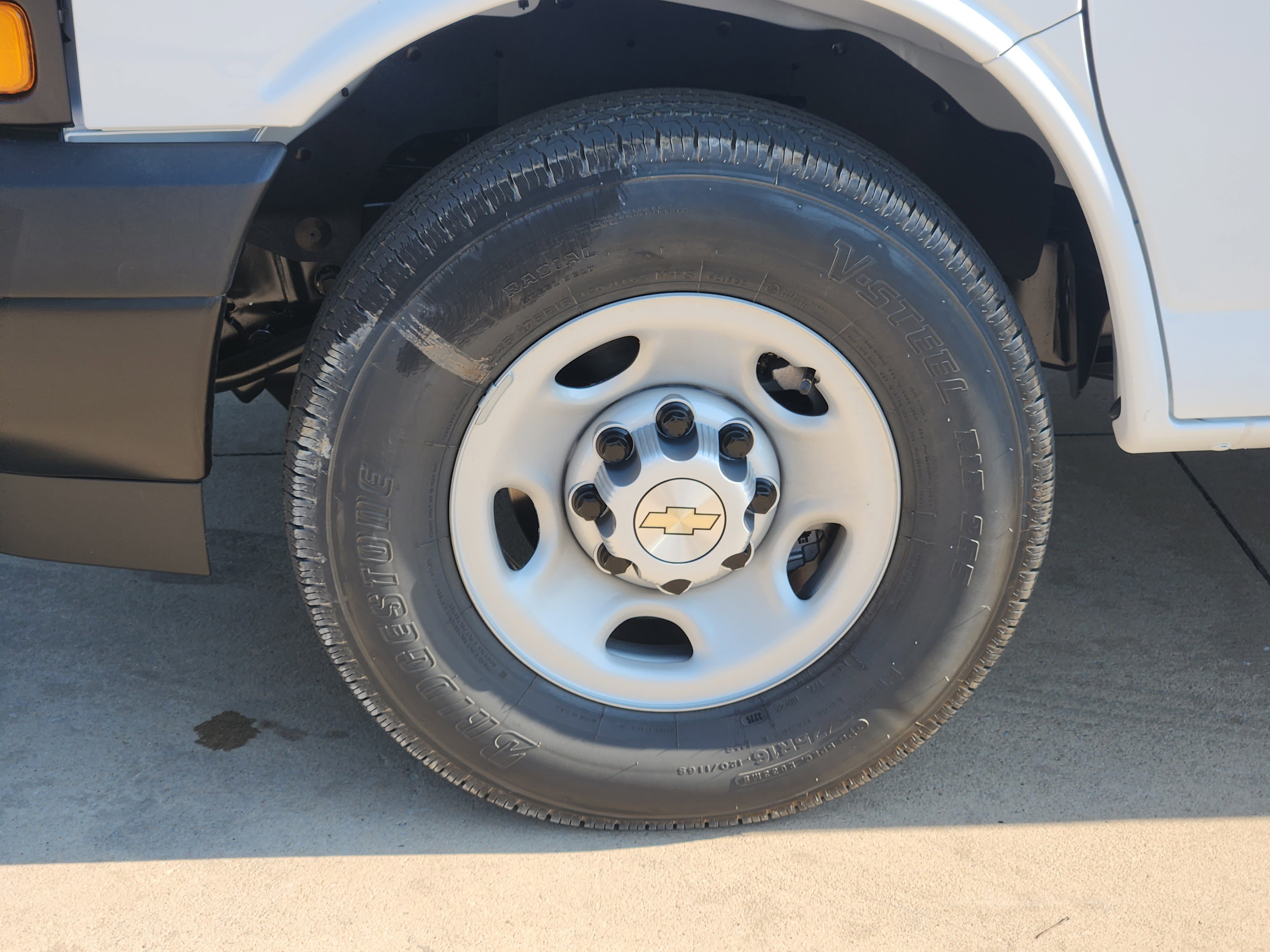 New 2025 Chevrolet Express 2500 w/ Safety Package image 16