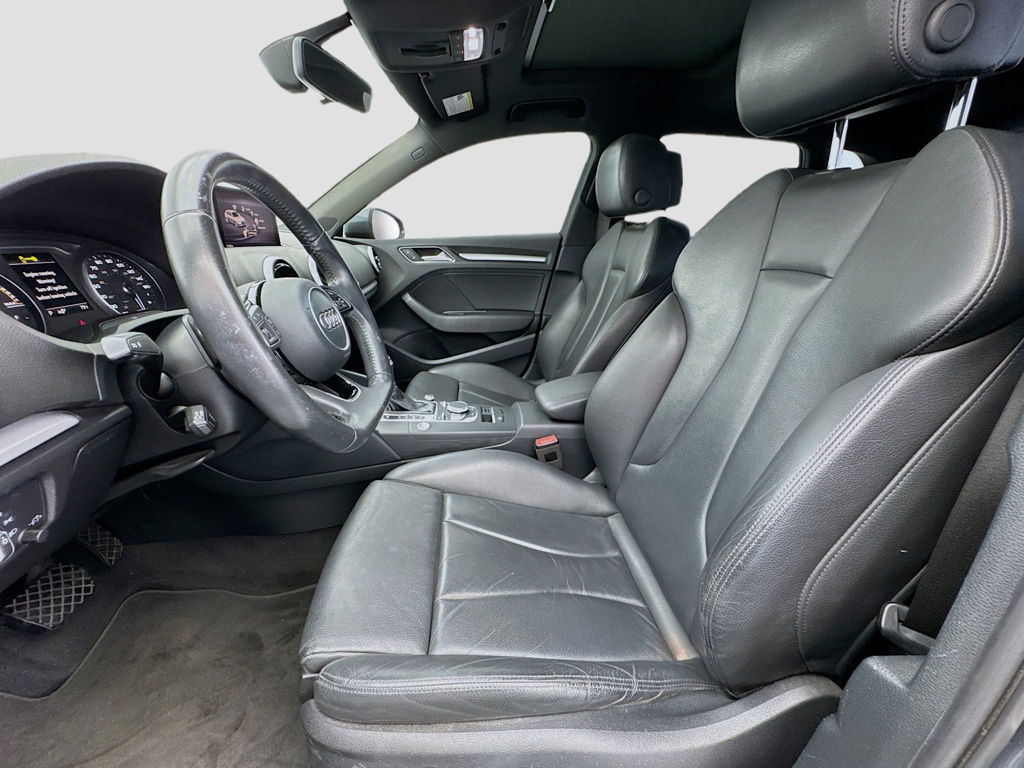 Used 2018 Audi A3 e-tron Premium image 13