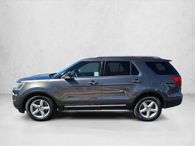 Used 2018 Ford Explorer XLT w/ Equipment Group 202A image 10