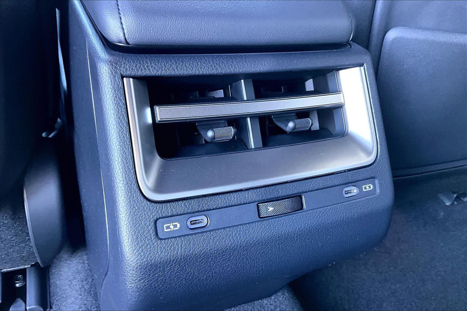 New 2026 Lexus ES 350e FWD image 15