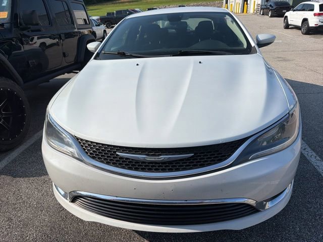 Used 2015 Chrysler 200 Limited FWD image 3