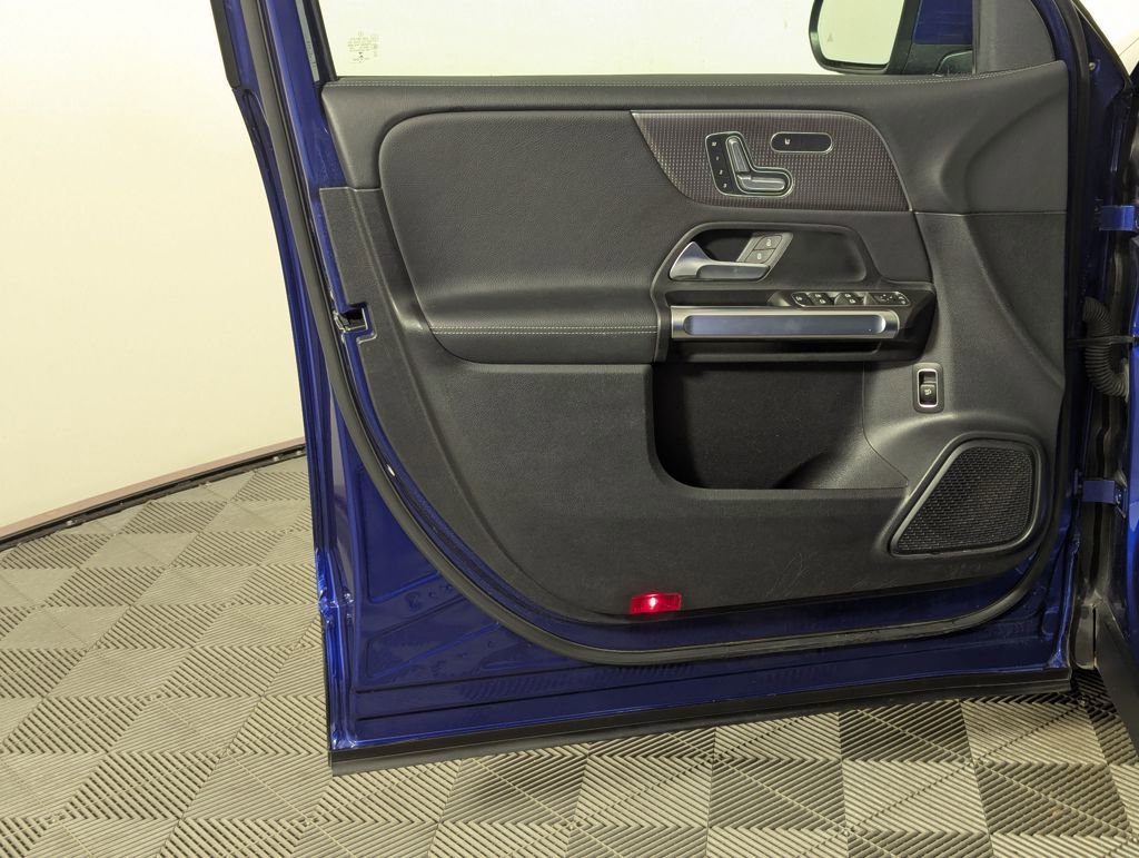 Used 2021 Mercedes-Benz GLB 250 image 54