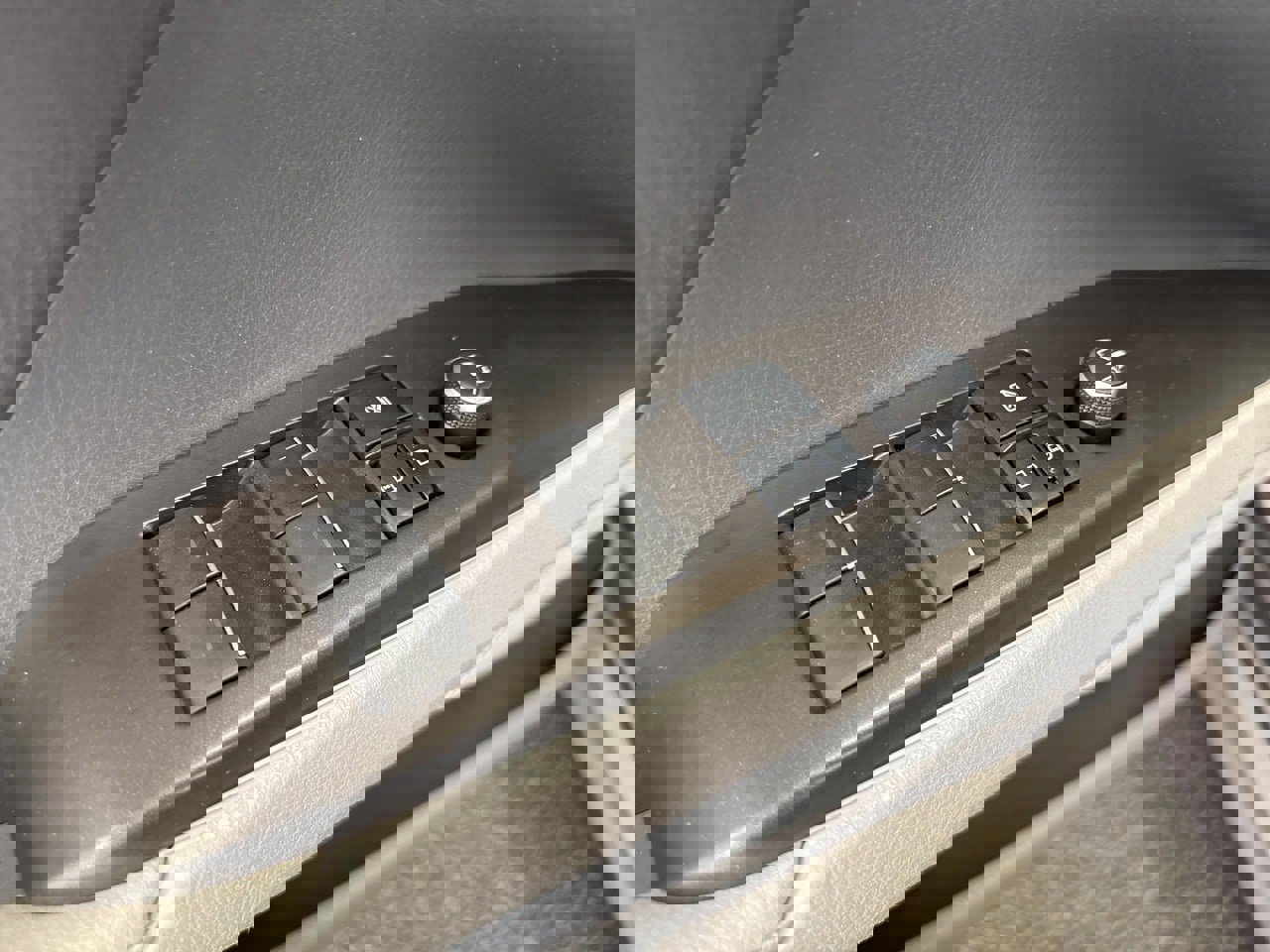 Certified 2021 Toyota Camry XLE w/ Navigation Upgrade Package image 39