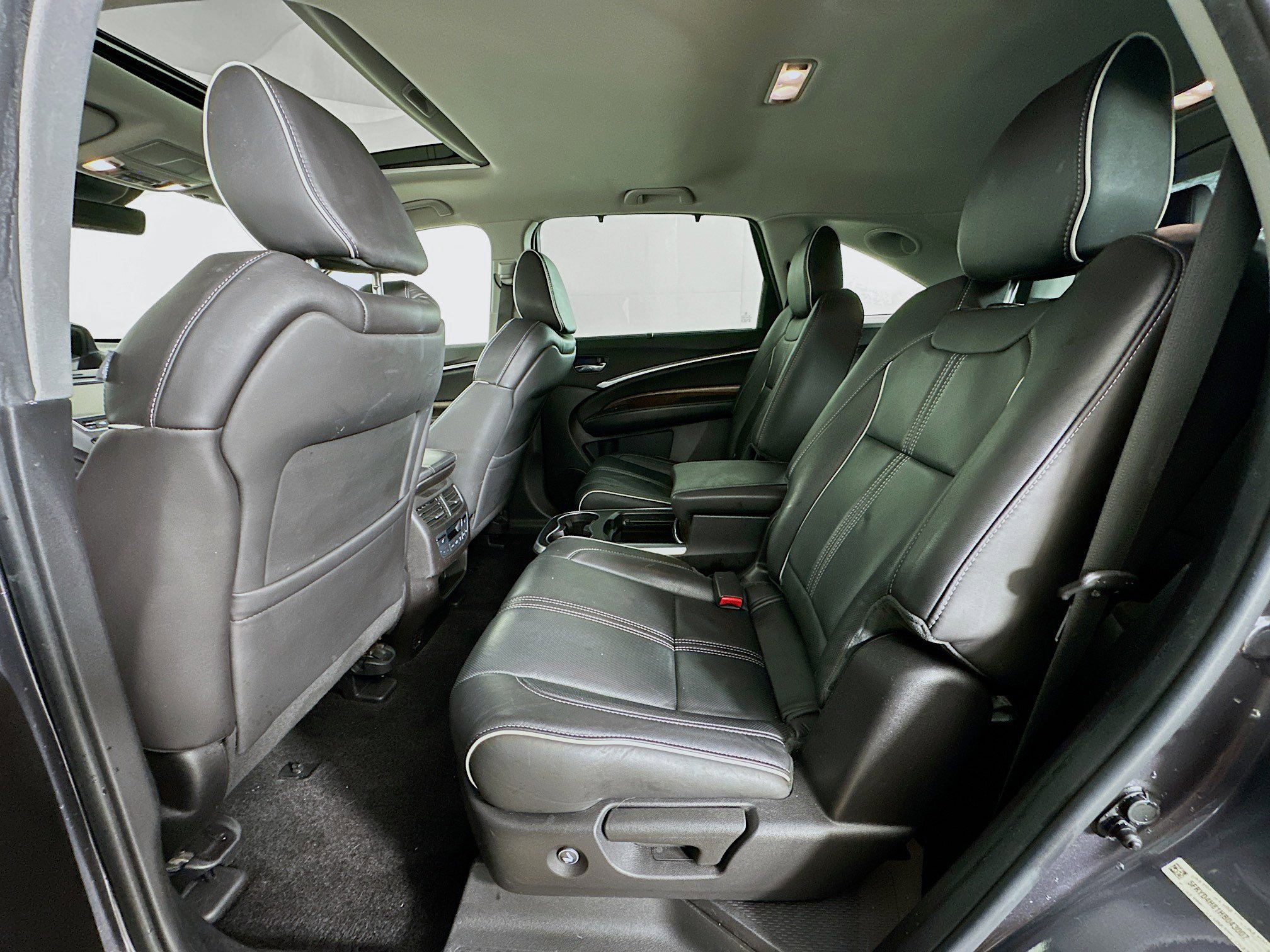 Used 2017 Acura MDX SH-AWD w/ Advance Package image 30