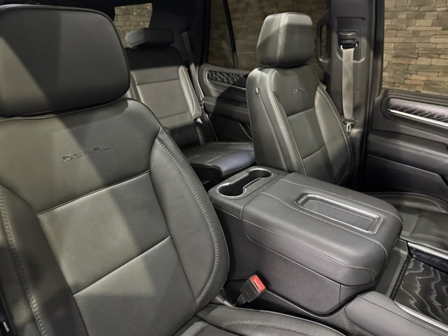 Used 2024 GMC Yukon Denali w/ Max Trailering Package image 4