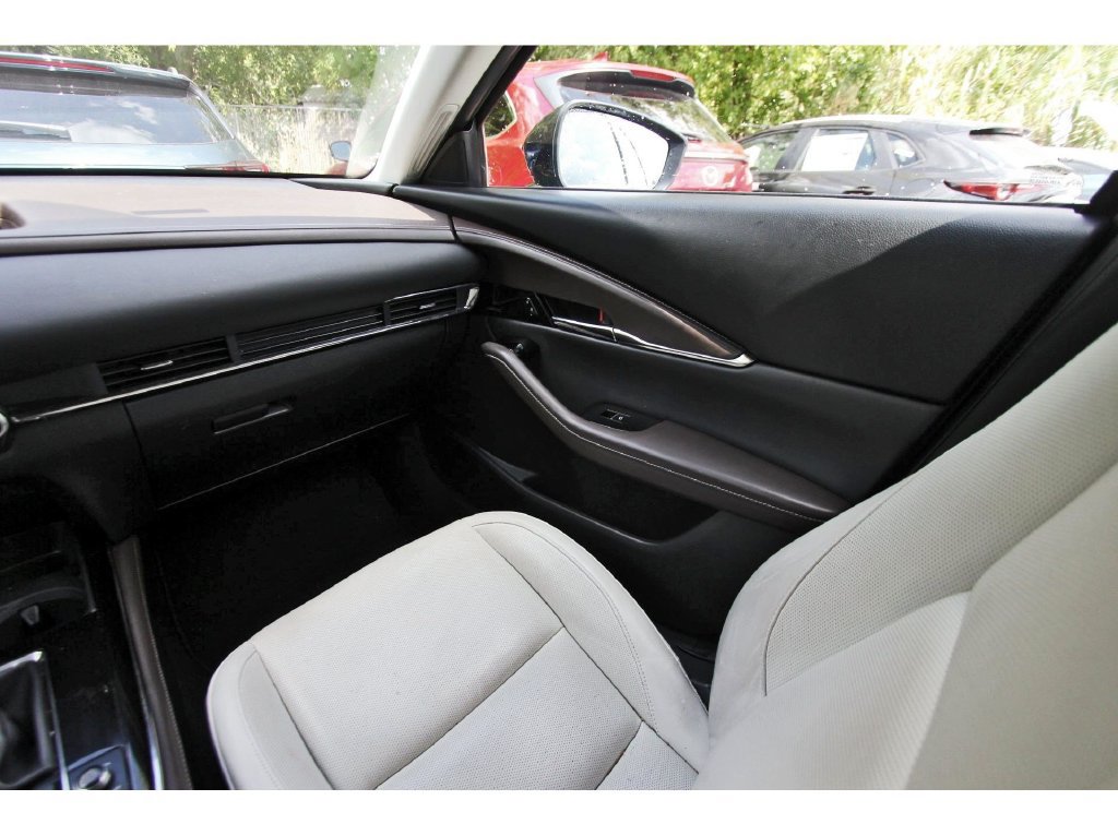 Used 2021 MAZDA CX-30 FWD 2.5 S w/ Premium Package image 9