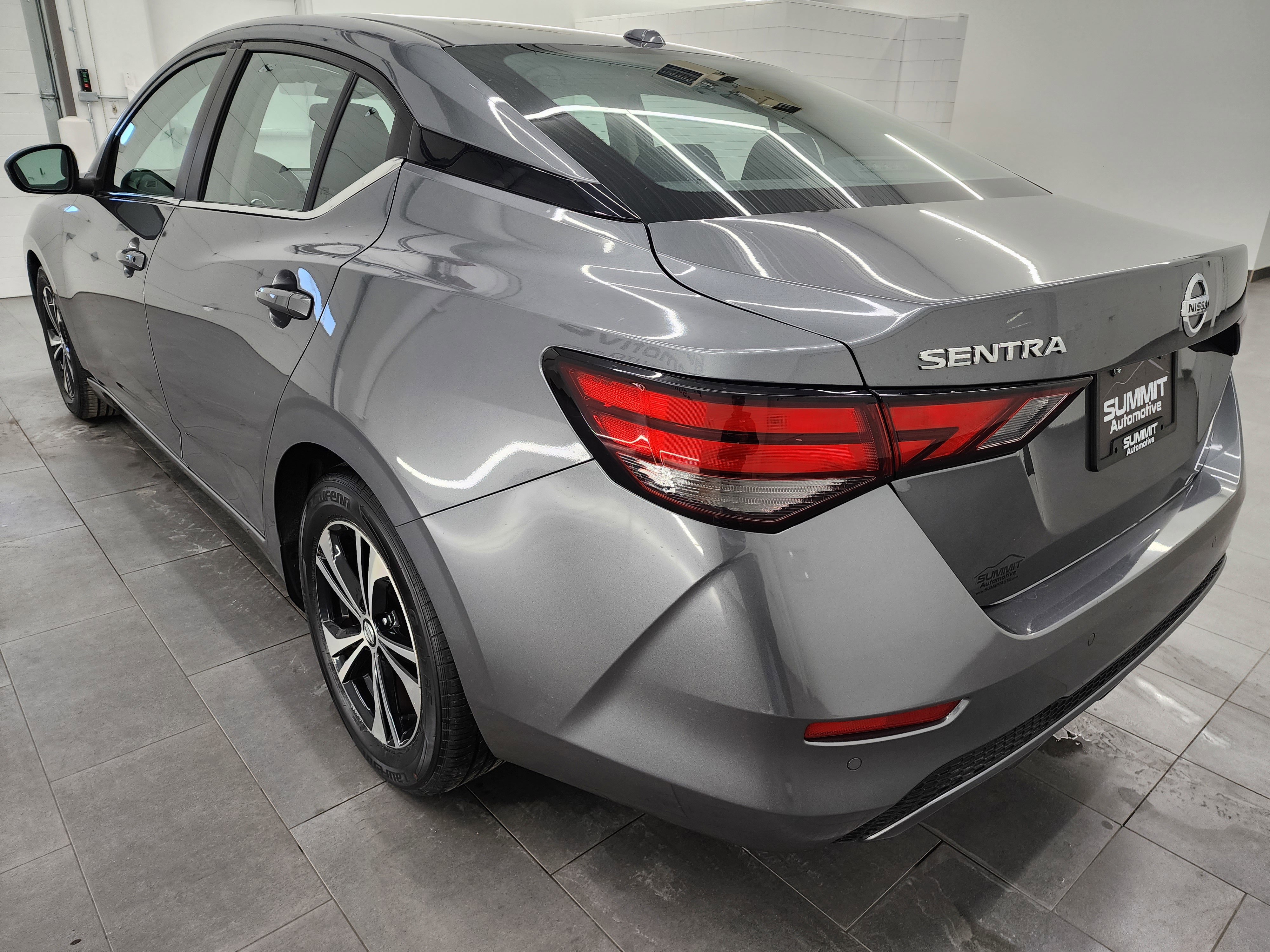 Used 2023 Nissan Sentra SV image 7