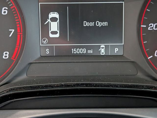 Certified 2024 Chevrolet Trax RS w/ Driver Confidence Package image 23