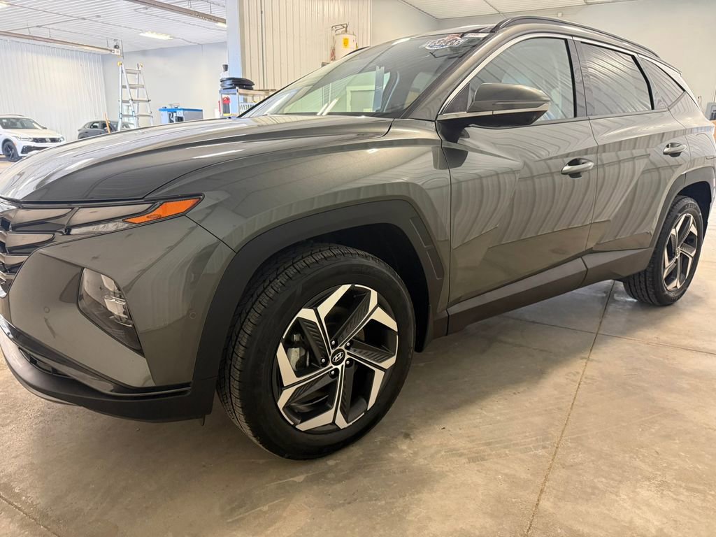 Certified 2023 Hyundai Tucson Limited AWD/4WD image 7