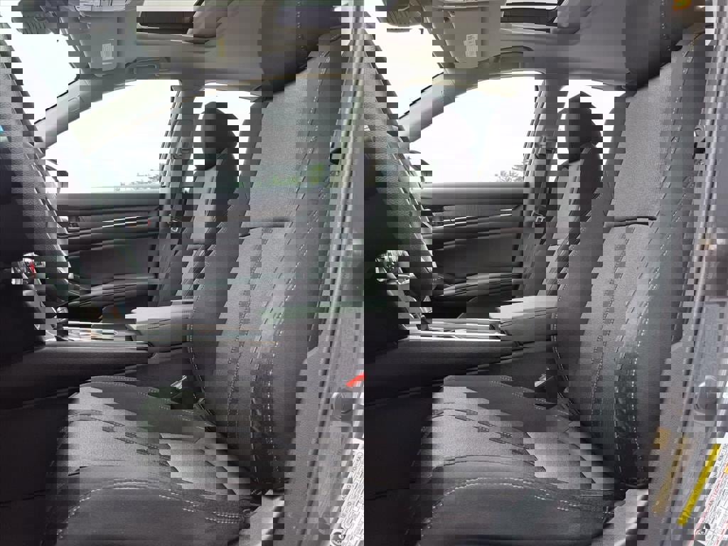 Used 2019 Honda Accord EX image 6