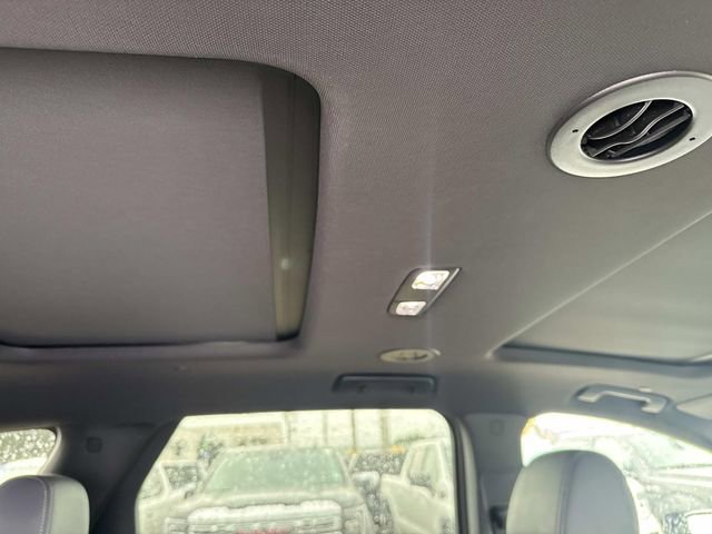 Used 2024 Buick Enclave Essence w/ Experience Buick Package FWD image 13