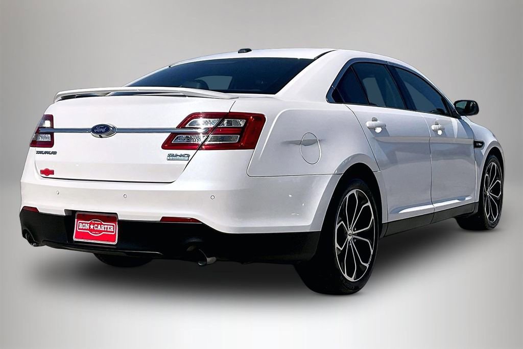 Used 2018 Ford Taurus SHO w/ Driver Assist Package image 5
