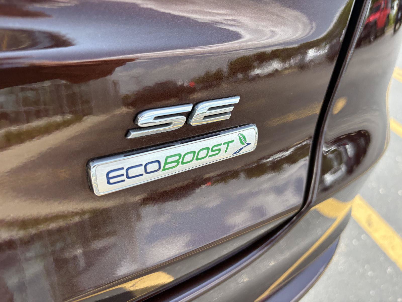 Used 2019 Ford Fusion SE FWD image 7