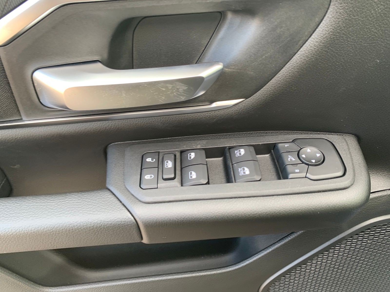New 2026 RAM 1500 Big Horn AWD/4WD image 12