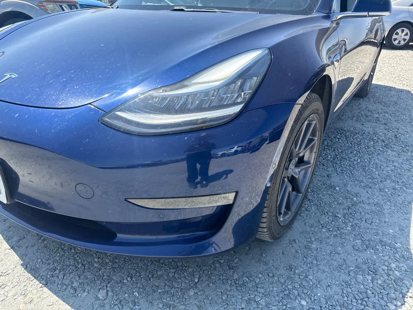 Used 2018 Tesla Model 3 Mid Range RWD image 9