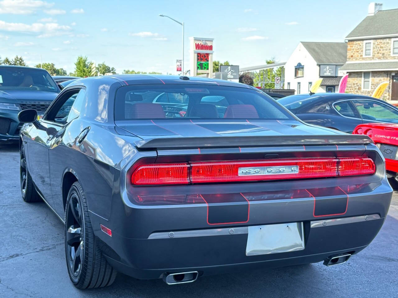 Used 2013 Dodge Challenger R/T Plus RWD image 7