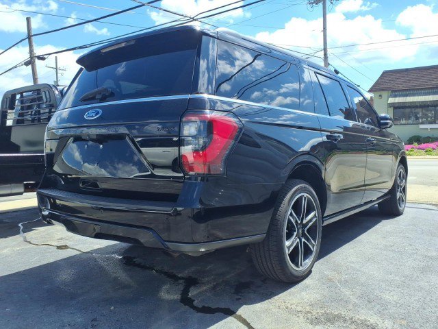Used 2019 Ford Expedition Max Limited w/ Equipment Group 303A AWD/4WD image 3