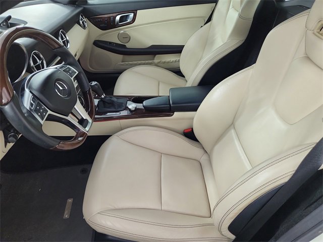 Used 2013 Mercedes-Benz SLK 350 image 9